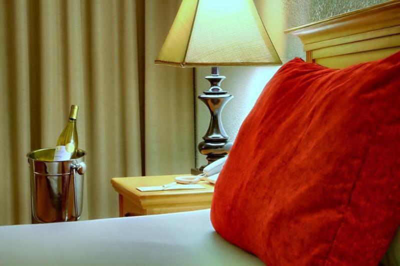 Corona Hotel & Spa Енсенада Номер фото